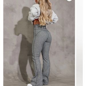 ECHT Flare comfort leggings! size medium NEVER WORN SOLD